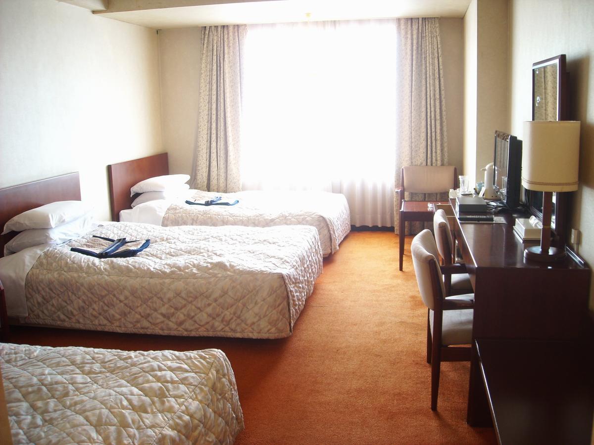 Hotel New Tanaka Yamaguchi Exteriör bild