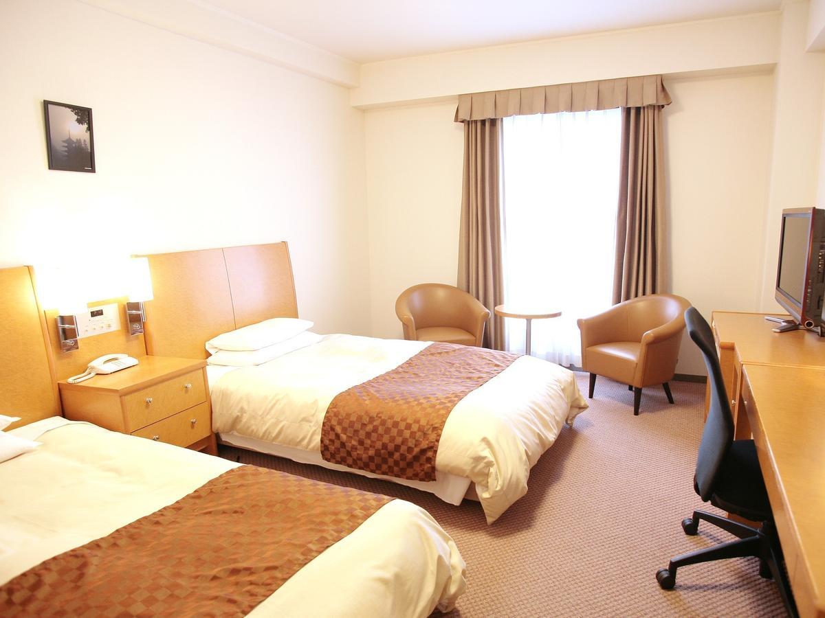 Hotel New Tanaka Yamaguchi Exteriör bild